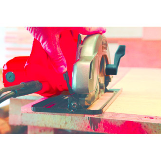 Дисковая пила Black+Decker CS1004