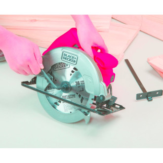 Дисковая пила Black+Decker CS1004