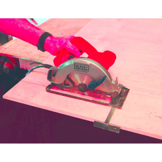 Дисковая пила Black+Decker CS1004