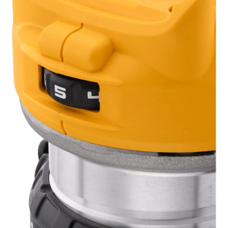 Фрезер Dewalt DCW604N-XJ 18.0 В XR