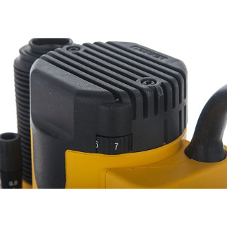 Фрезер Dewalt DW 621