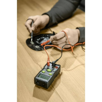 Цифровой мультиметр HOEGERT TECHNIK SMART