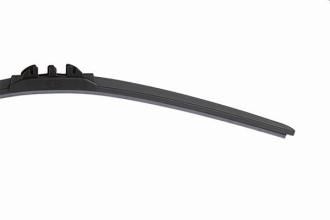 Всесезонная щетка стеклоочистителя Heyner 090000