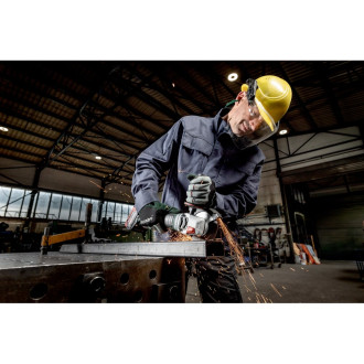 Аккумуляторная угловая шлифмашина Metabo WB 18 LT