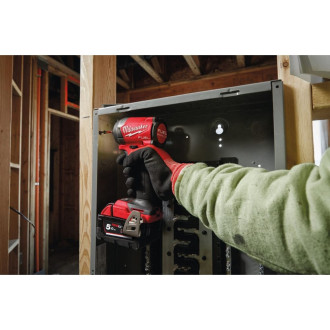 Аккумуляторный винтоверт Milwaukee M18 FID3-0X