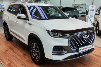 Дефлектор капота Chery Tiggo 8 Pro, 2021-, темный Sim NLD.SCRTIG8P2112