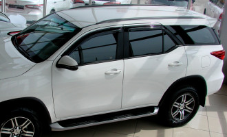 Дефлекторы окон Toyota Fortuner, 2015- Sim NLD.STOFOR1532