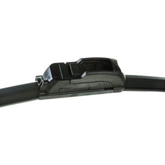 Бескаркасная щетка стеклоочистителя SKYWAY S02704007