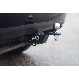 ТСУ фаркоп Volkswagen Touareg 2002-2018 г.в., Porsche Cayenne 2002-2017 г.в. PT Group 20031501