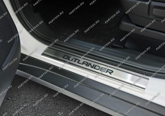 Накладки на пороги для Mitsubishi Outlander 2015-н.в Rival NP.4006.3