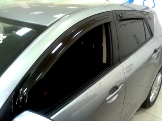 Дефлекторы боковых окон Mazda 3, 2009-2013, HB, 4ч., темный / Мазда