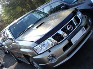 Дефлектор капота темный NISSAN PATROL/SAFARI 2004-2009, / Ниссан Патрол