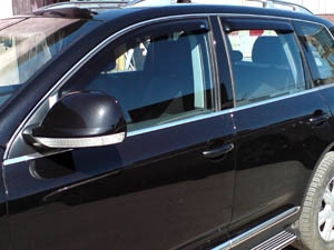 Дефлекторы боковых окон Volkswagen Touareg, 2007-2010, 4ч., темный / Фольксваген Туарег