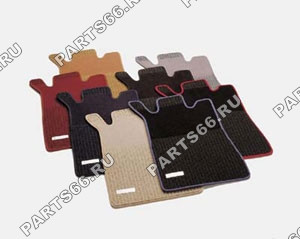 Retaining clips for driver's and front passenger's mats, Exclusive rep mats