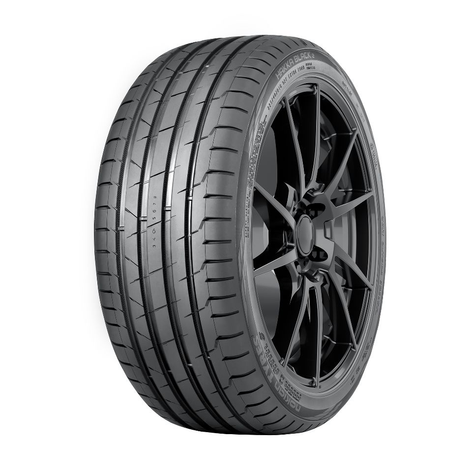 Nokian Tyres 235/45/19 W 99 Hakka Black 2 XL старше 5-ти лет