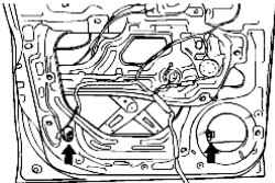 Болты, удерживающие стекло передней двери