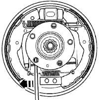  Замена задних тормозных колодок на барабанных тормозах Volkswagen Golf IV