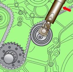 Использование специального инструмента Т4009 для натяжения зубчатого ремня поворотом ролика с эксцентриком