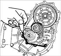  Разборка, проверка и сборка пятой/ задней передачи и задней крышки BF DOHC Kia Sephia