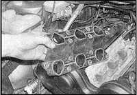 Впускной коллектор Opel Omega