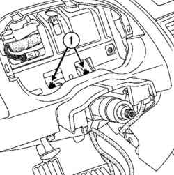 Отсоединение креплений рулевой колонки со стороны комбинации приборов