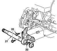  Снятие и установка промежуточного вала и его подшипника Saab 95